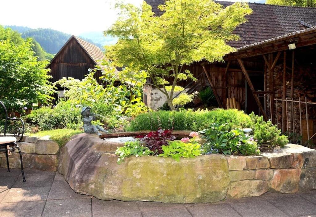 Oberbauernhof - Wohnung "Am Garten" -- Moderne Fewo Im Schoenen Schwarzwaldhaus Gutach Exteriör bild